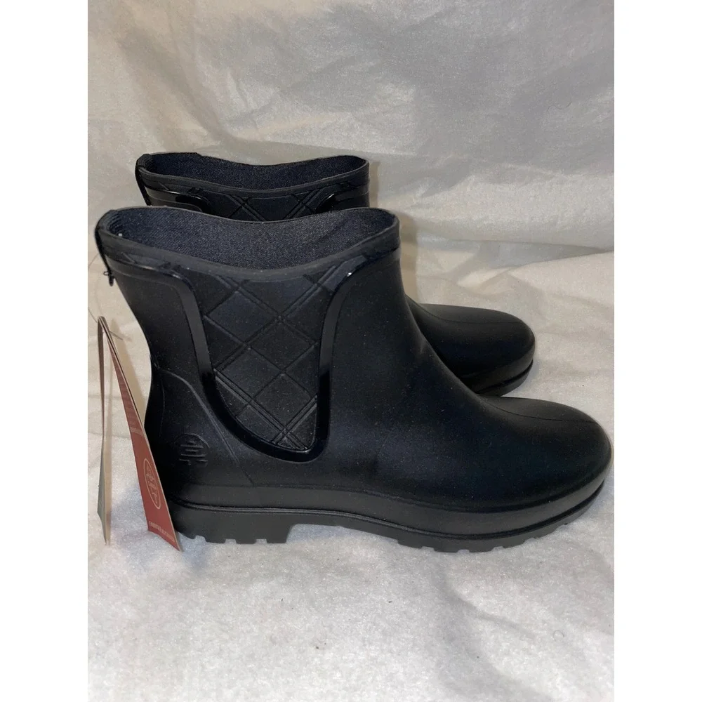 Kamik Heidi Women Black Waterproof Chelsea Rain Boots Size 7 Made in Canada NEW